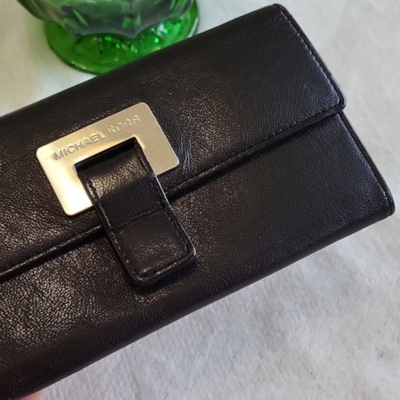 Michael Kors Handbags - MK Leather Wallet